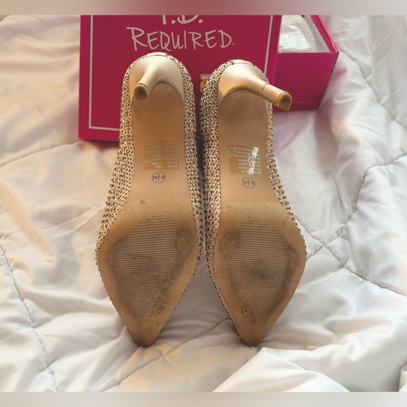 Sparkly Light Pink Heeled Booties! Size 8.5. - Picture 5 of 6